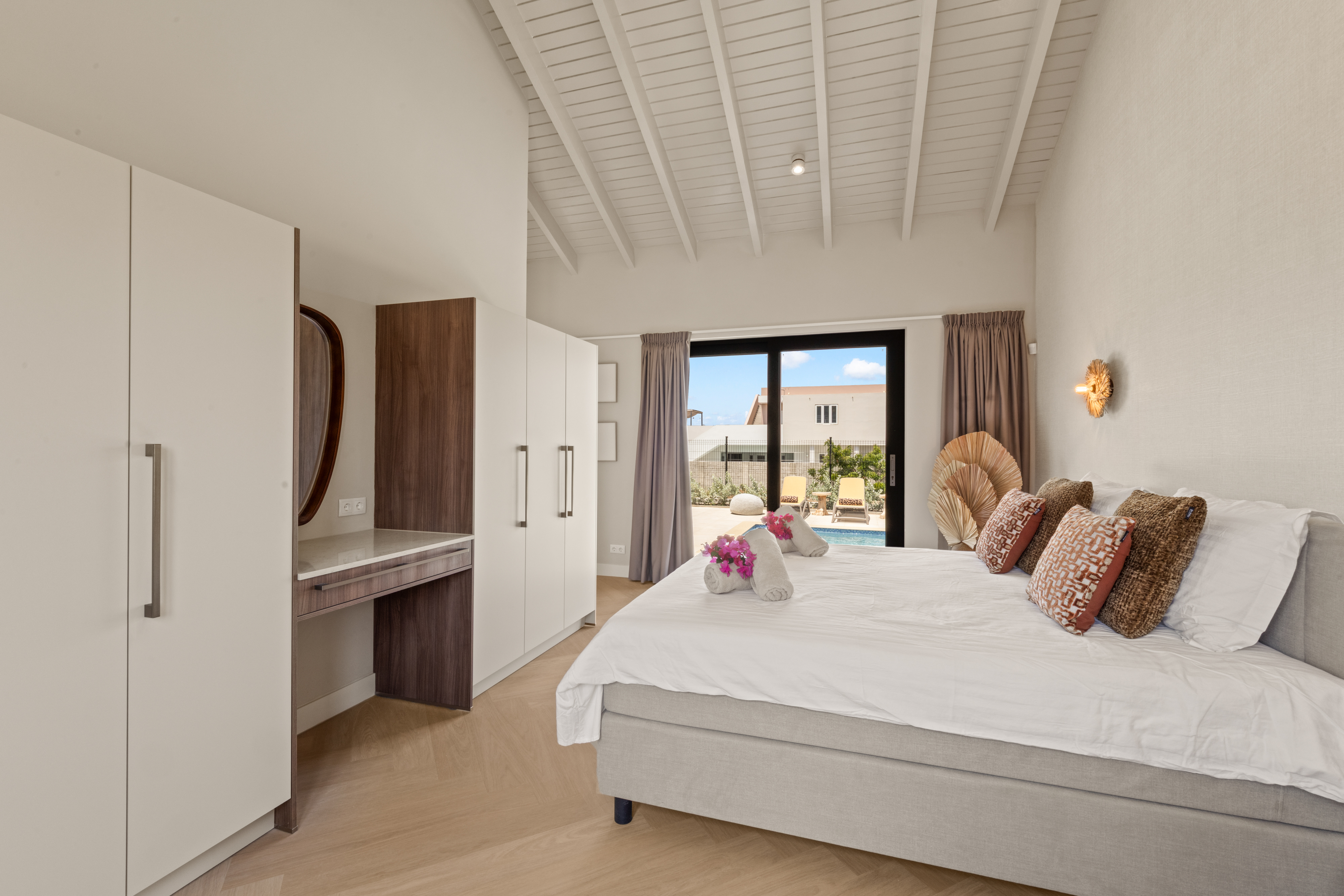 Bedroom pool view